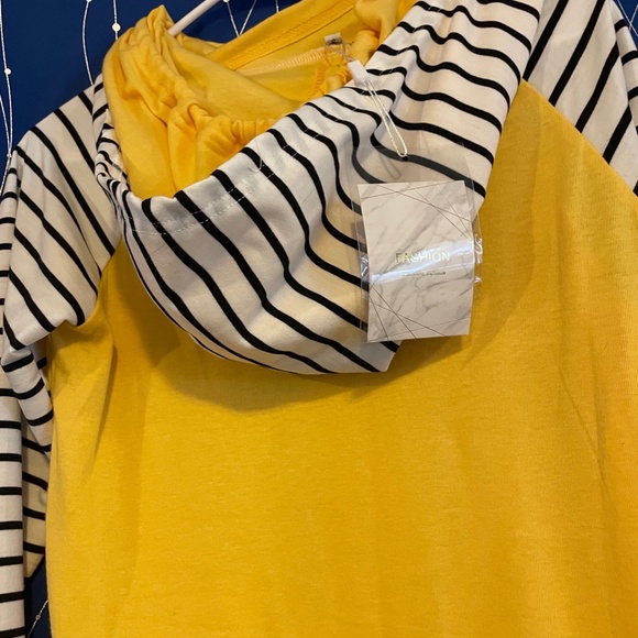 Brand New Yellow with Black Strips Hoodie, size Small (but runs big) for Women! - Picture 6 of 9